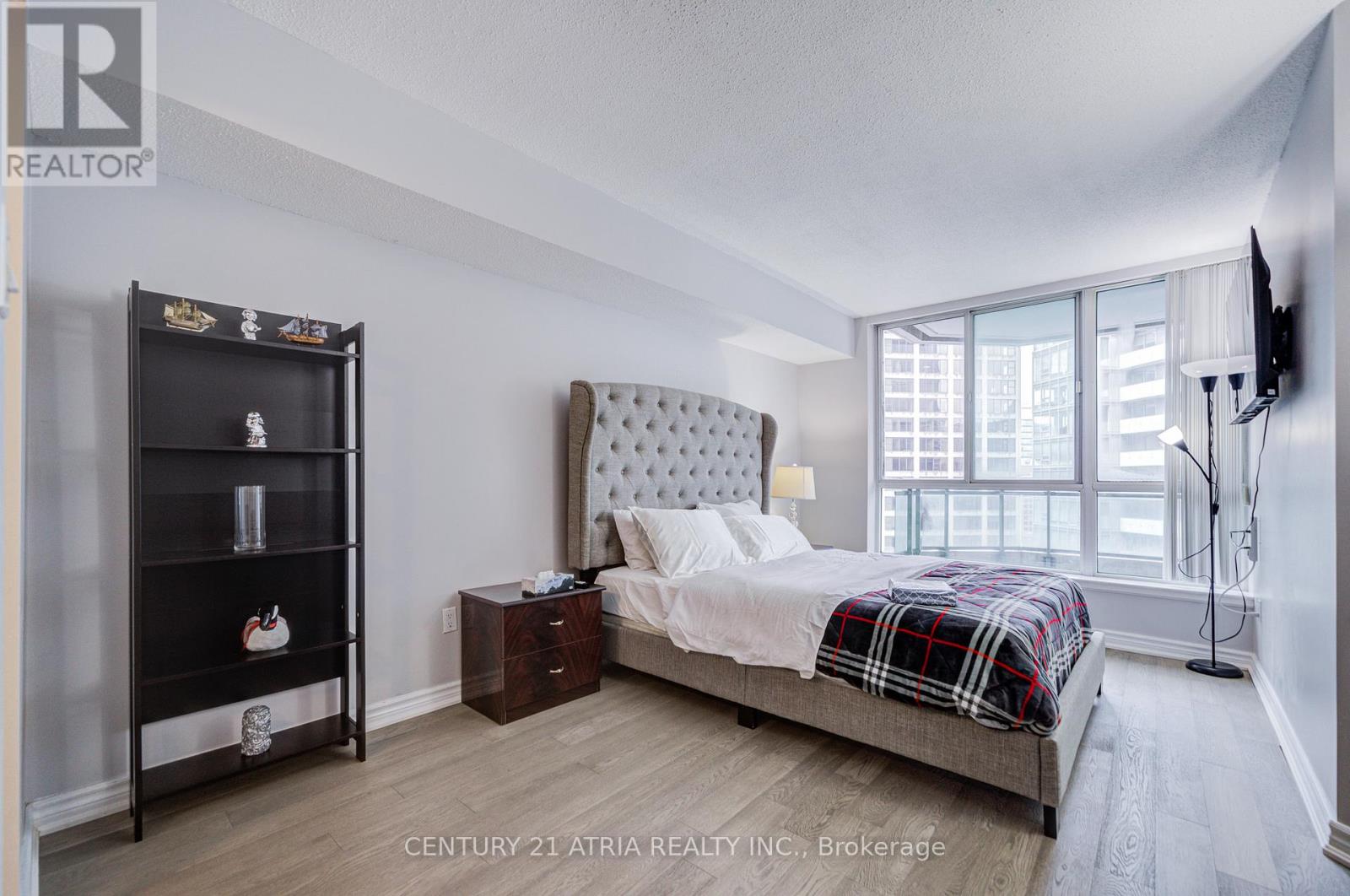 2002 - 38 Elm Street, Toronto (Bay Street Corridor), Ontario  M5G 2K5 - Photo 28 - C12822534