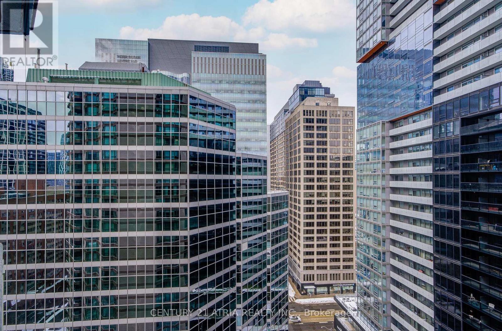 2002 - 38 Elm Street, Toronto (Bay Street Corridor), Ontario  M5G 2K5 - Photo 38 - C12822534