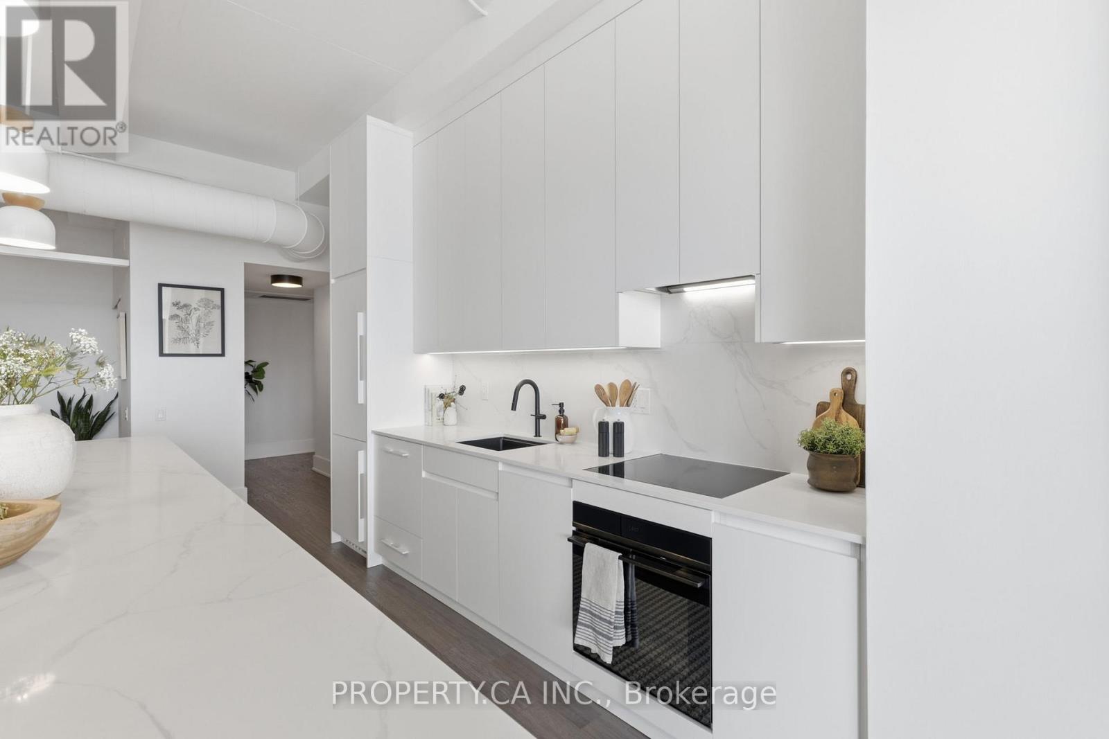 804 - 233 Carlaw Avenue, Toronto, Ontario  M4M 3N6 - Photo 13 - E12822368