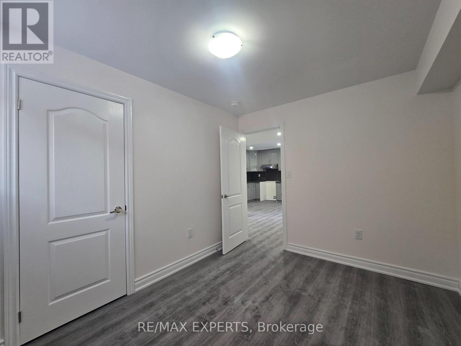 200 Miyako Court, Oshawa, Ontario  L1L 0R7 - Photo 10 - E12822460