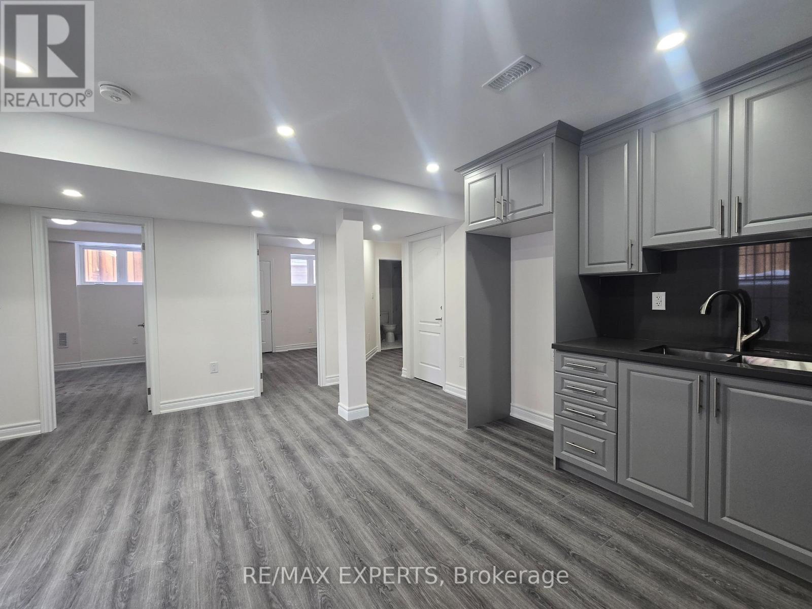 200 Miyako Court, Oshawa, Ontario  L1L 0R7 - Photo 7 - E12822460