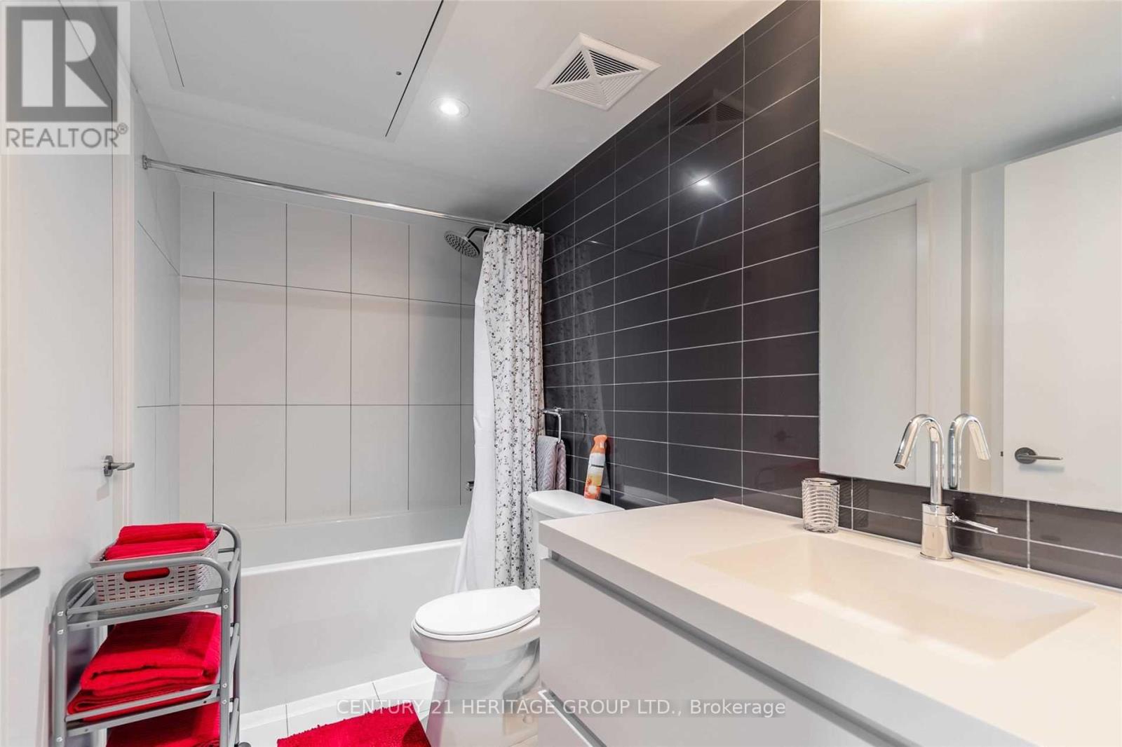 3810 - 75 Queens Wharf Road, Toronto, Ontario  M5V 0J8 - Photo 13 - C12813472