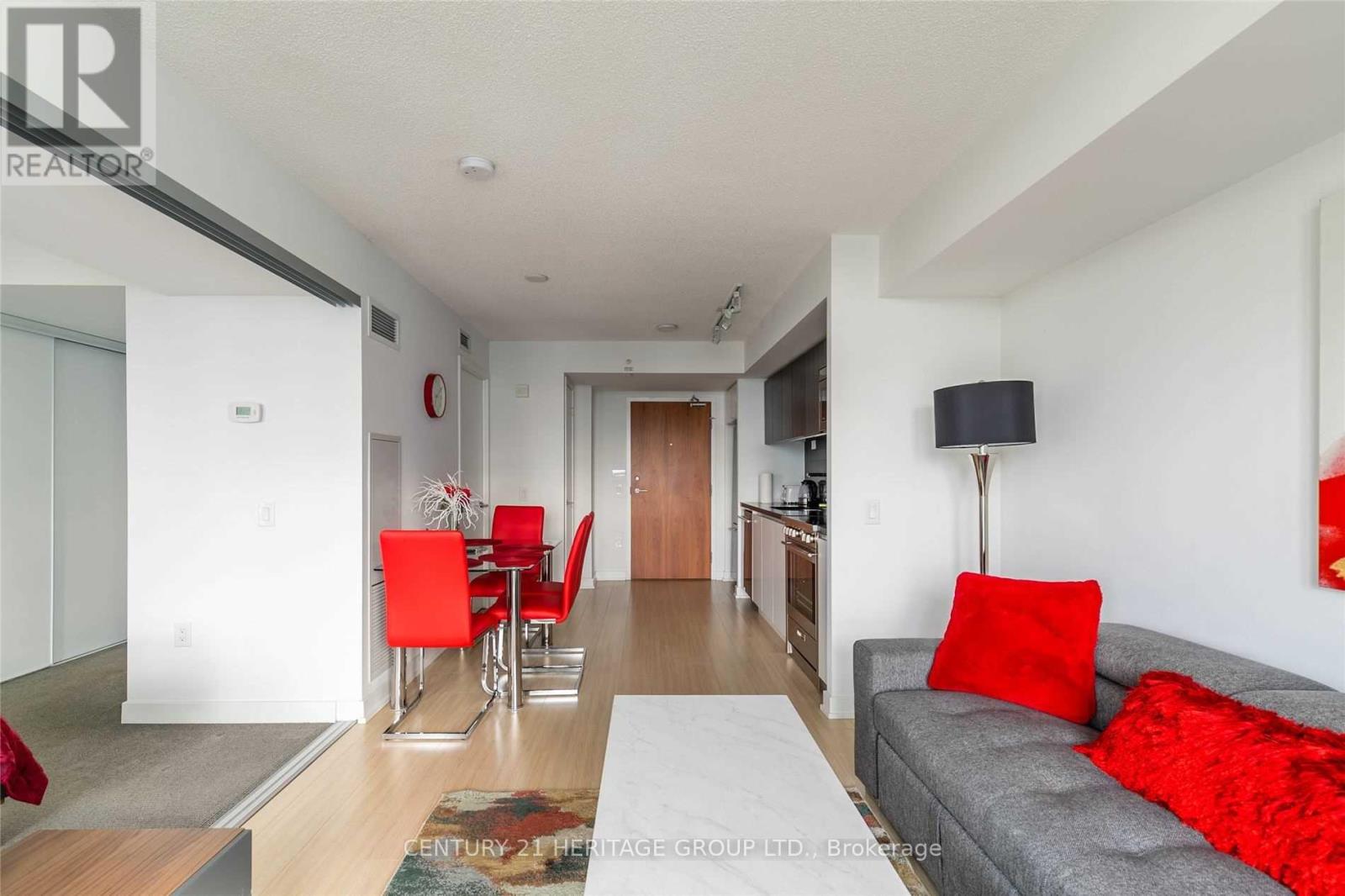 3810 - 75 Queens Wharf Road, Toronto, Ontario  M5V 0J8 - Photo 4 - C12813472