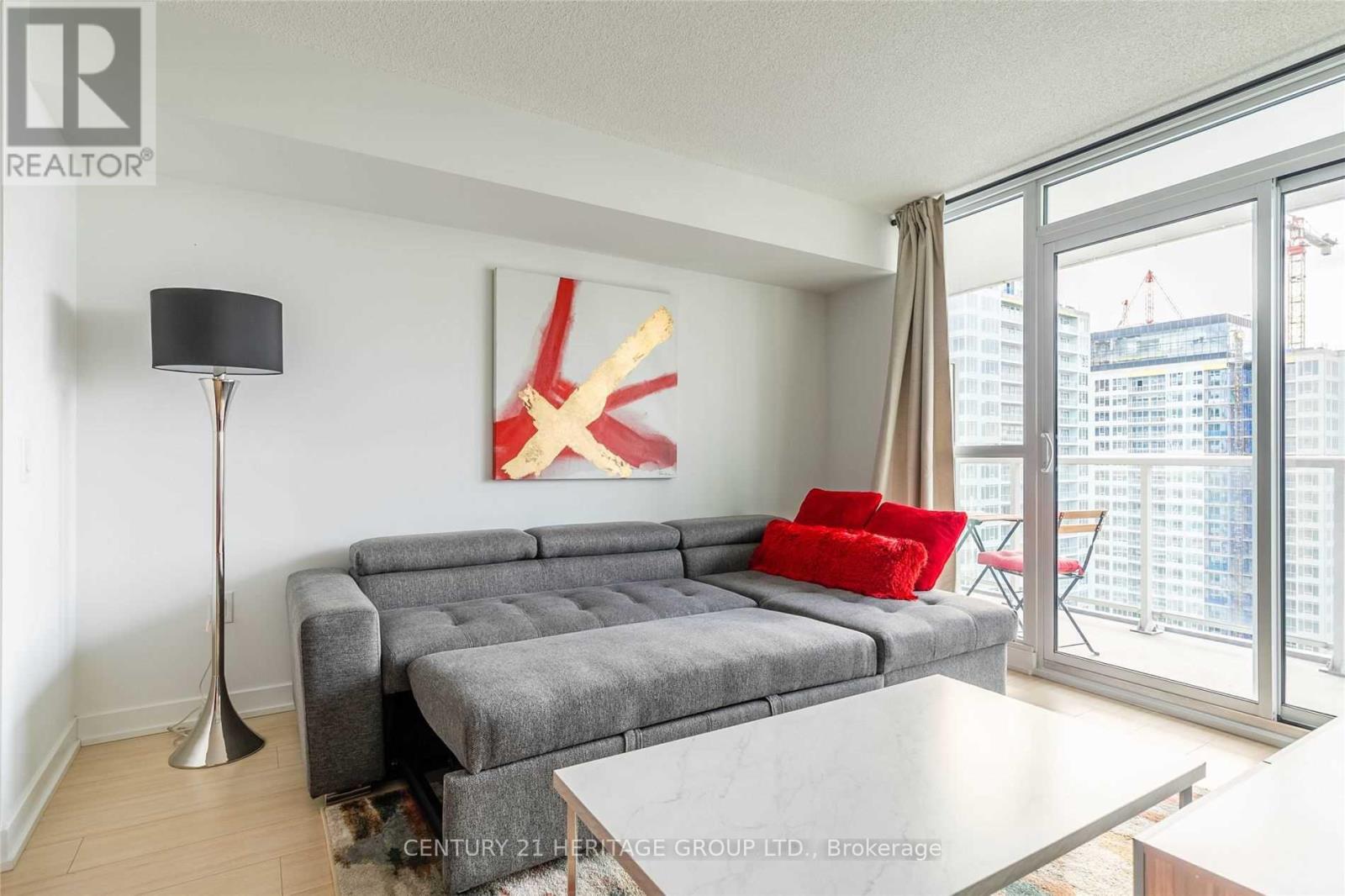 3810 - 75 Queens Wharf Road, Toronto, Ontario  M5V 0J8 - Photo 8 - C12813472