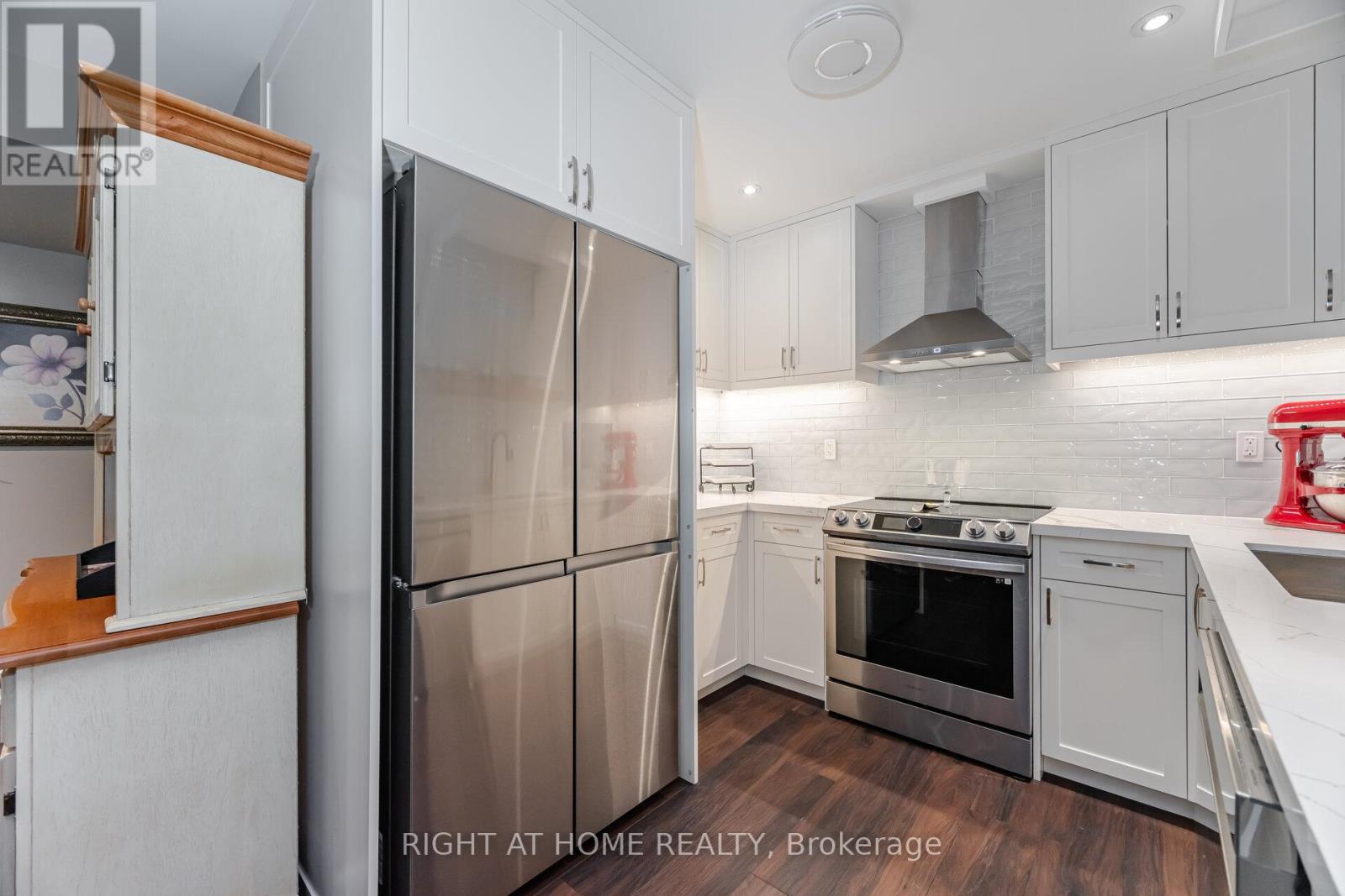 58 Johnston Avenue, Toronto, Ontario  M2N 1G8 - Photo 41 - C12821826