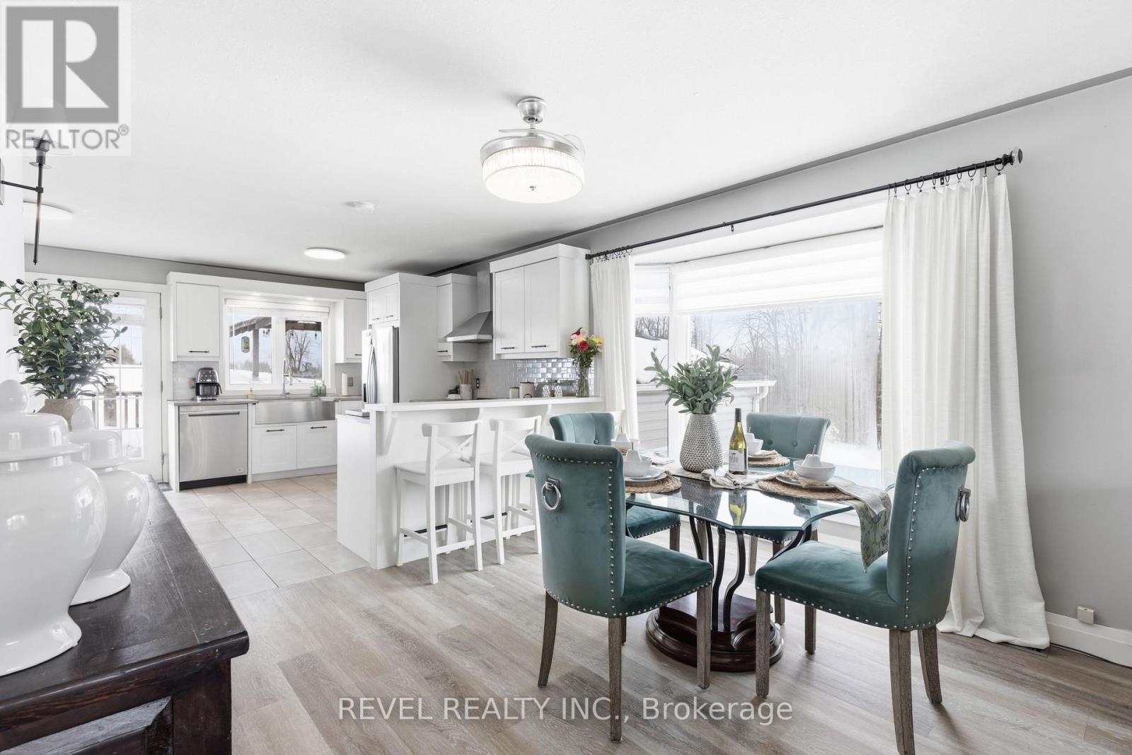 1578 Sturgeon Road, Kawartha Lakes, Ontario  K0M 1L0 - Photo 10 - X12822038