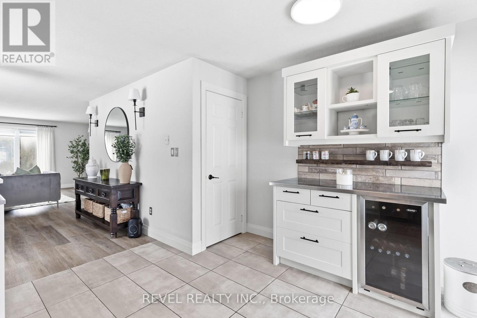 1578 Sturgeon Road, Kawartha Lakes, Ontario  K0M 1L0 - Photo 16 - X12822038