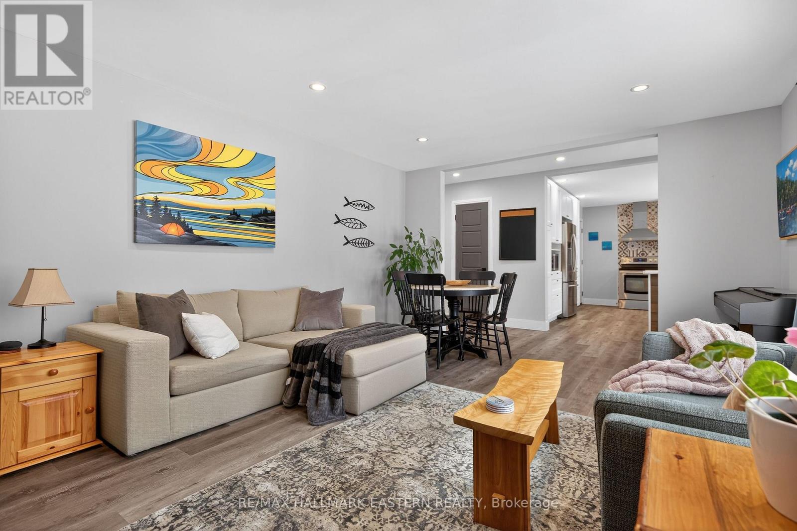 98 Arthur Avenue, Peterborough (Otonabee Ward 1), Ontario  K9J 5X8 - Photo 19 - X12822540