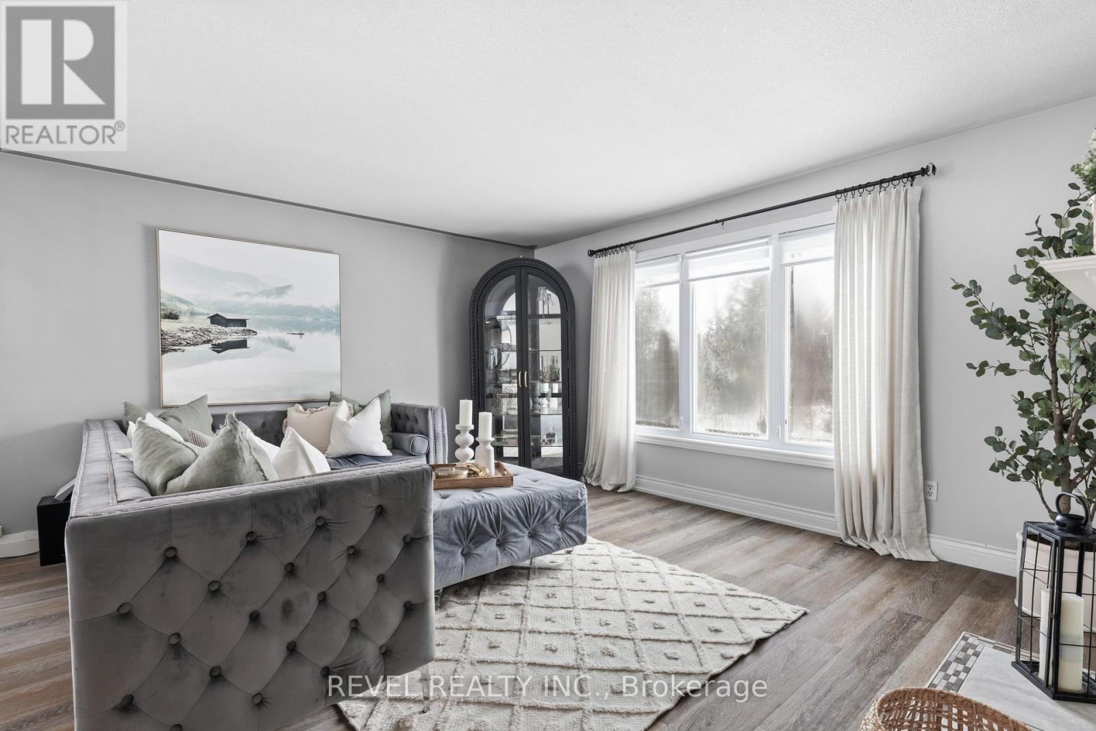 1578 Sturgeon Road, Kawartha Lakes, Ontario  K0M 1L0 - Photo 9 - X12822038