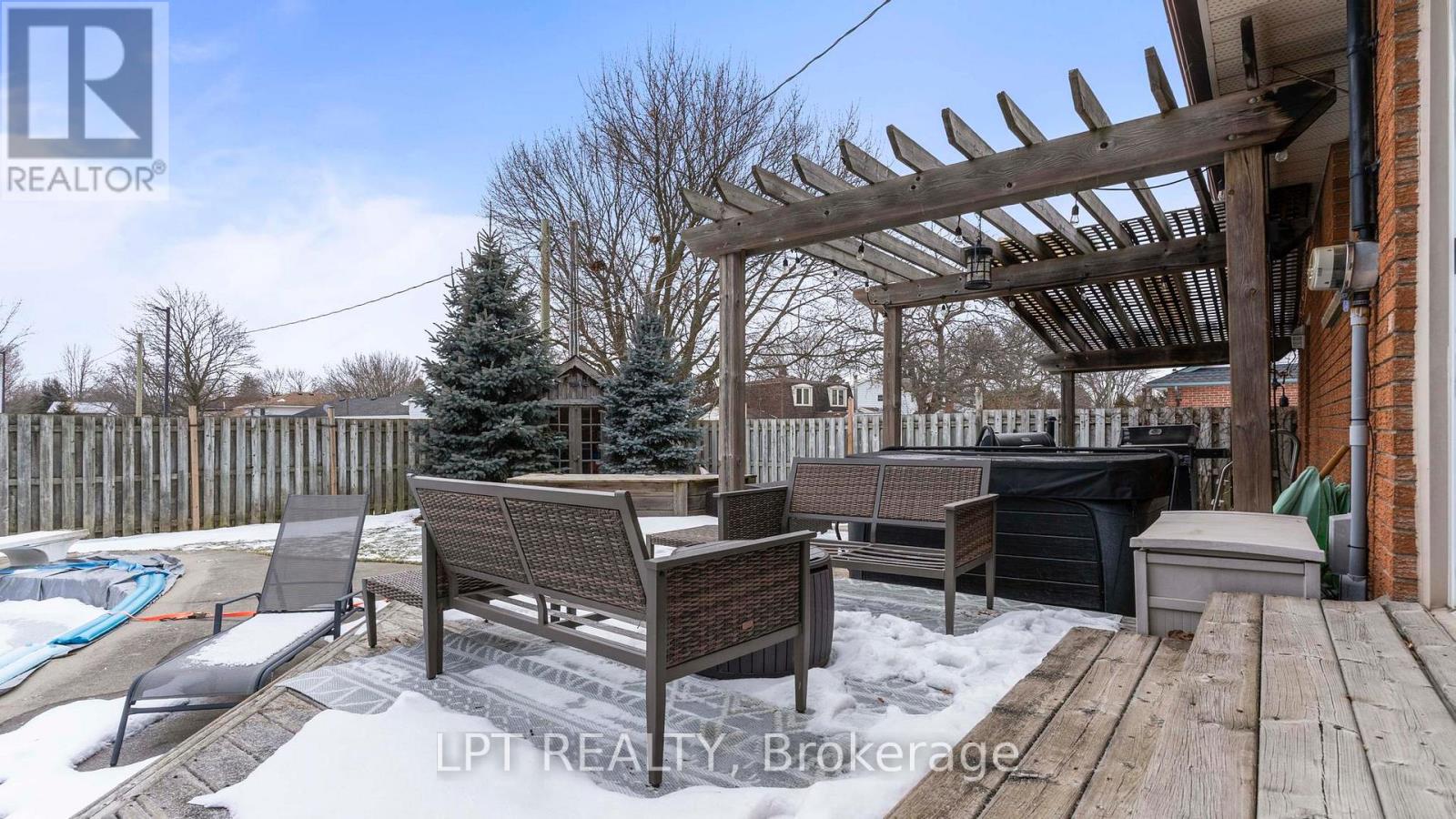 631 Elm Street, St. Thomas, Ontario  N5R 1K9 - Photo 33 - X12822400