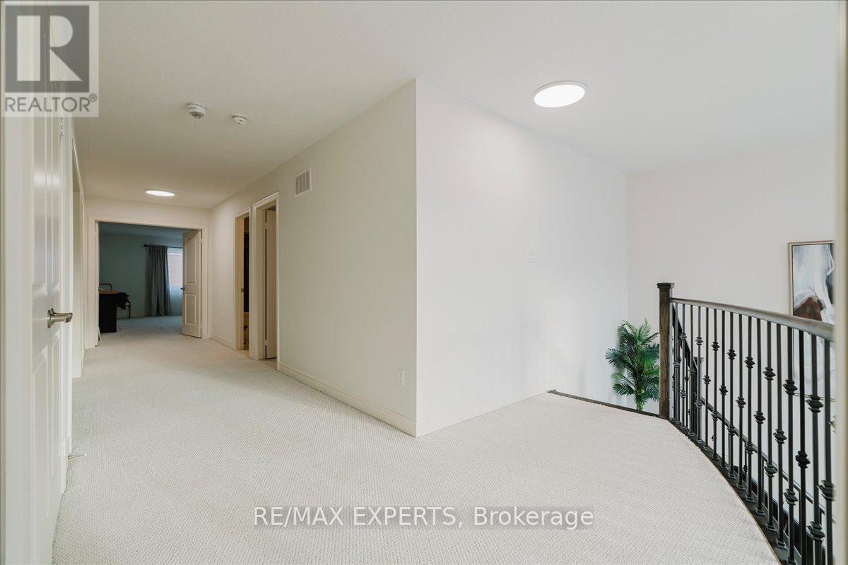 43 Lewis Avenue, Bradford West Gwillimbury (Bradford), Ontario  L3Z 0X2 - Photo 26 - N12822454