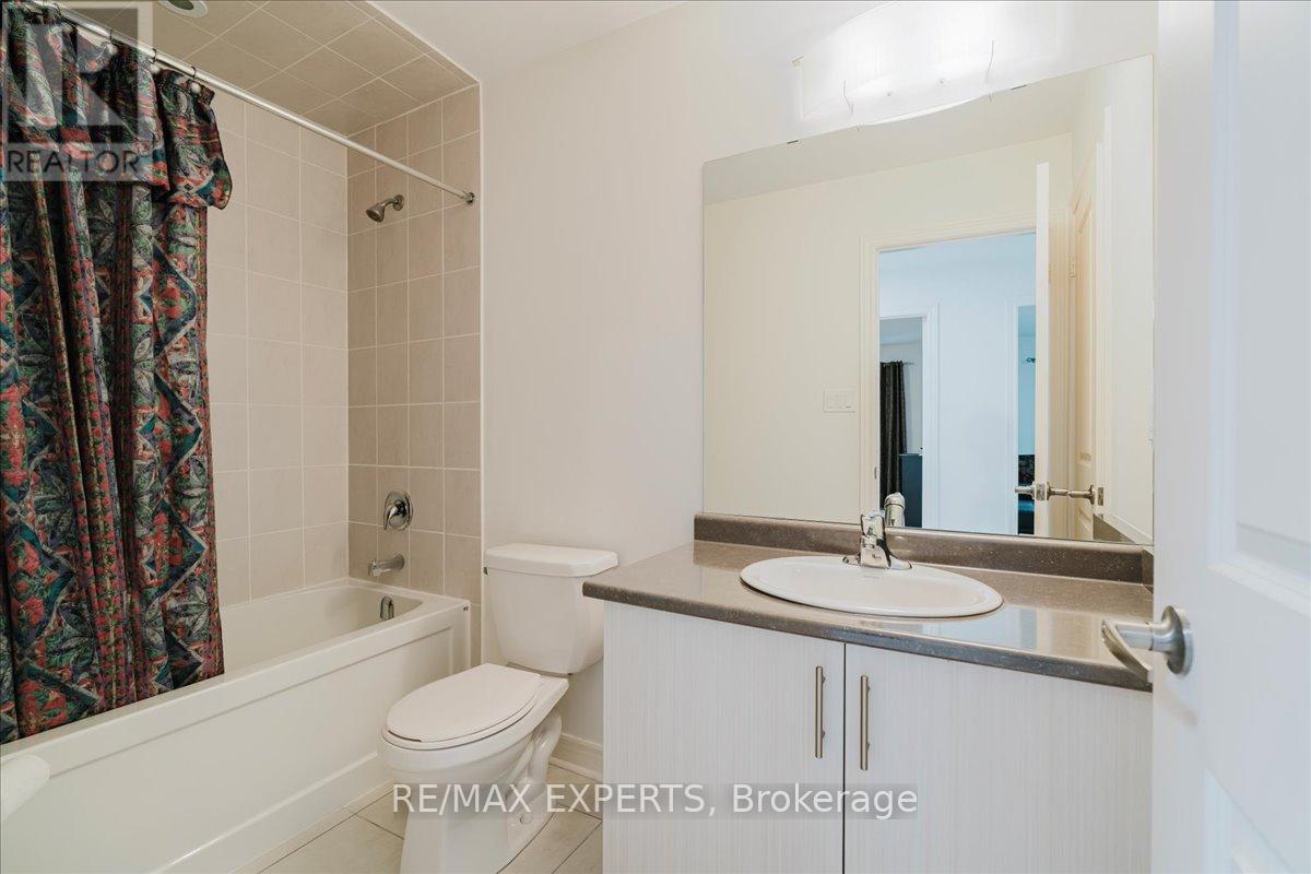 43 Lewis Avenue, Bradford West Gwillimbury (Bradford), Ontario  L3Z 0X2 - Photo 45 - N12822454