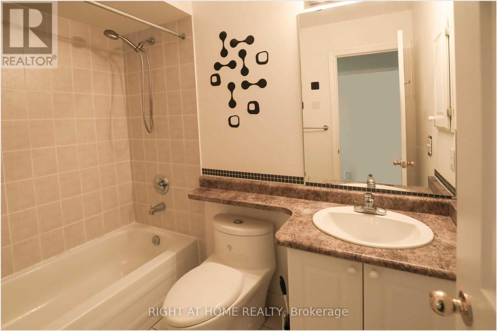 62 Northside Road, Markham, Ontario  L6E 1S5 - Photo 13 - N12822528