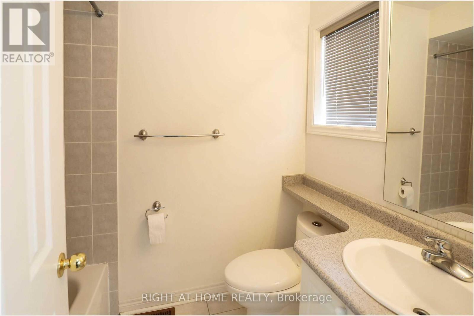 62 Northside Road, Markham, Ontario  L6E 1S5 - Photo 14 - N12822528