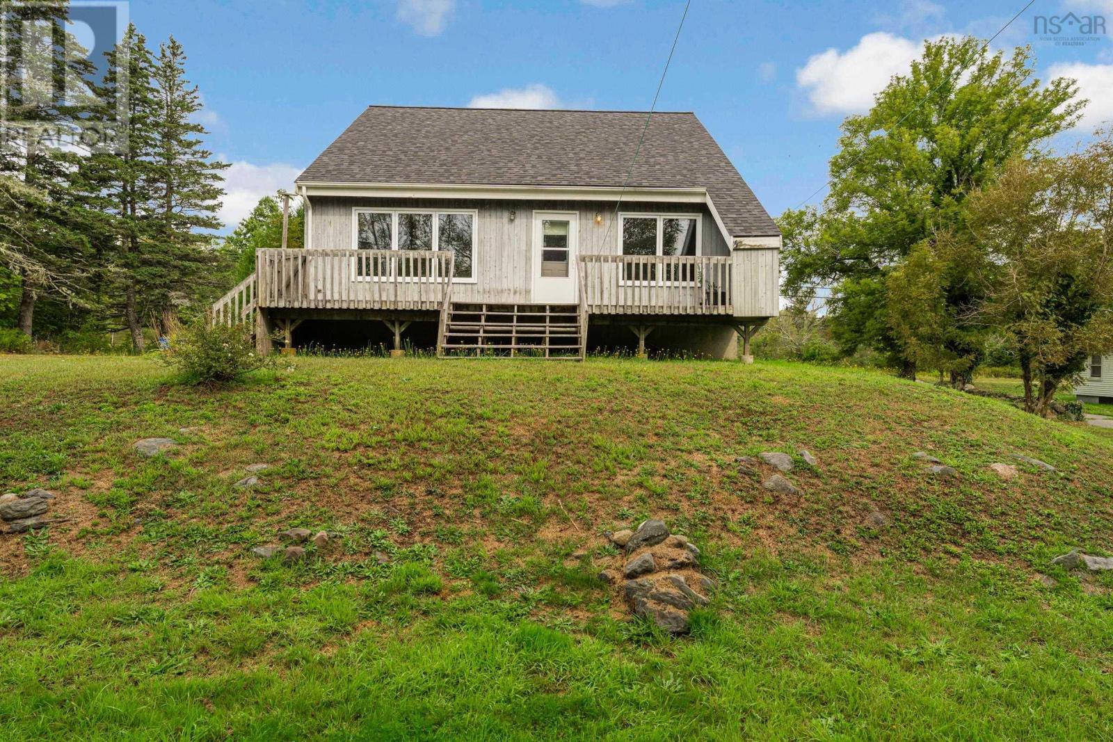 10247 Highway 3, Arcadia, Nova Scotia  B0W 1B0 - Photo 3 - 202524472