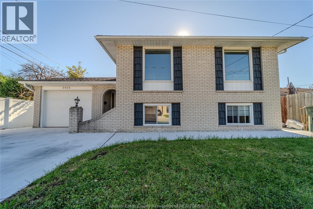 5935 Rose Street Unit# Lower, Windsor, Ontario  N8T 3E2 - Photo 4 - 26003944