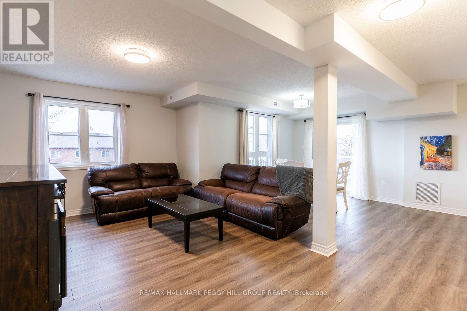 2 - 141 Sydenham Wells, Barrie (Georgian Drive), Ontario  L4M 0H3 - Photo 2 - S12822440