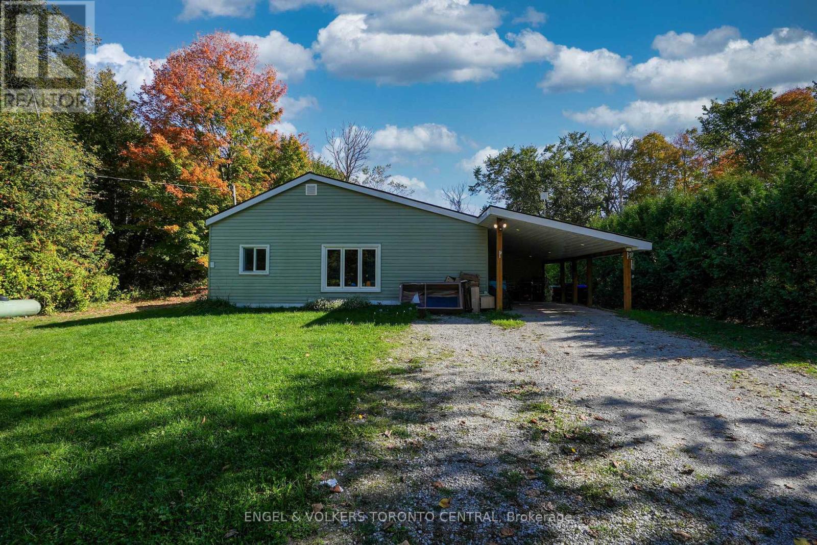 2165 Town Line, Severn, Ontario  L0K 1E0 - Photo 3 - S12822472