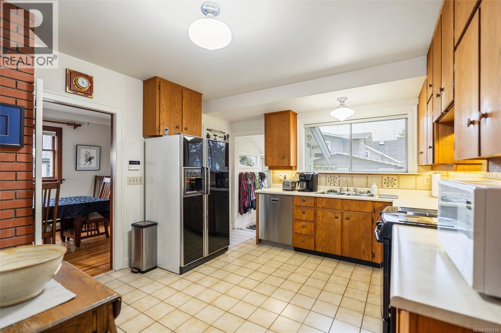 1120 Dallas Rd, Victoria, British Columbia V8V 1B8 - Photo 18 - 1026814