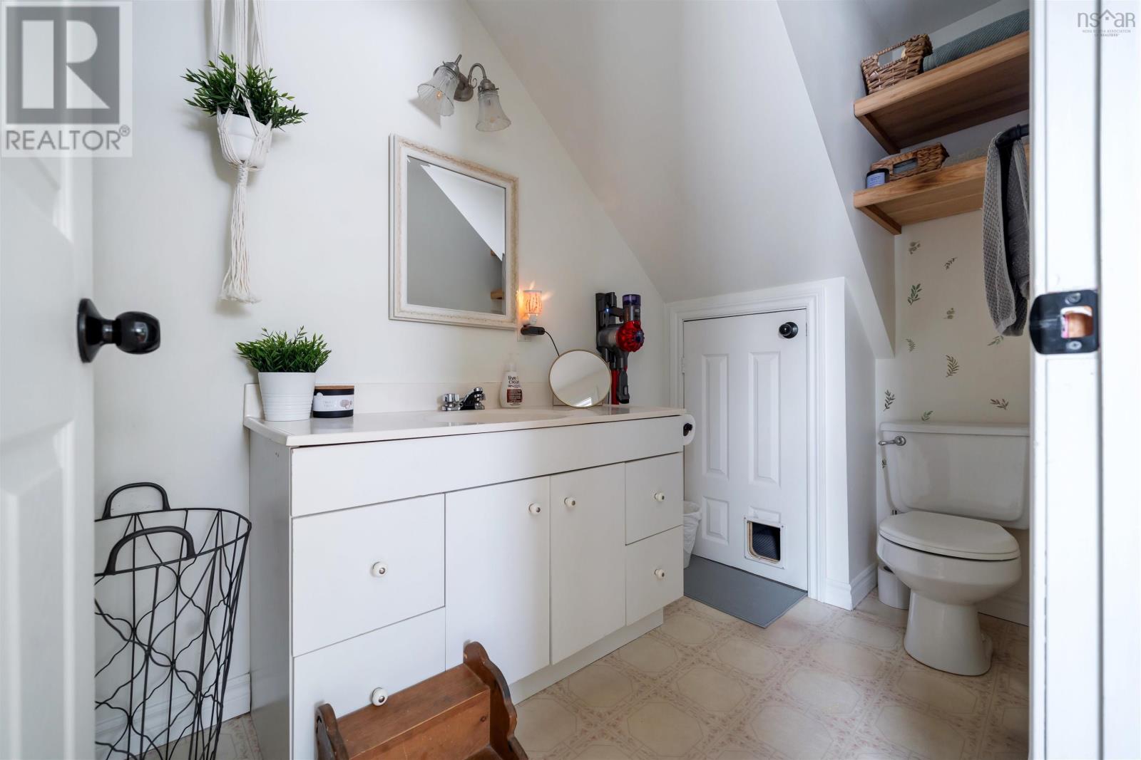 372 Lays Lake Road, Meaghers Grant, Nova Scotia  B0N 1V0 - Photo 9 - 202603407