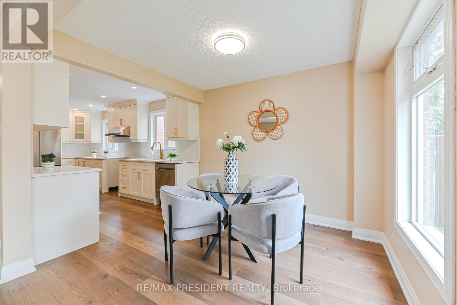 4 Lawnview Court, Brampton, Ontario  L7G 1T4 - Photo 13 - W12822372