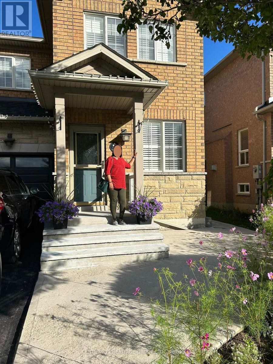 209 Fitzgerald Crescent, Milton, Ontario  L9T 5Y5 - Photo 3 - W12822374