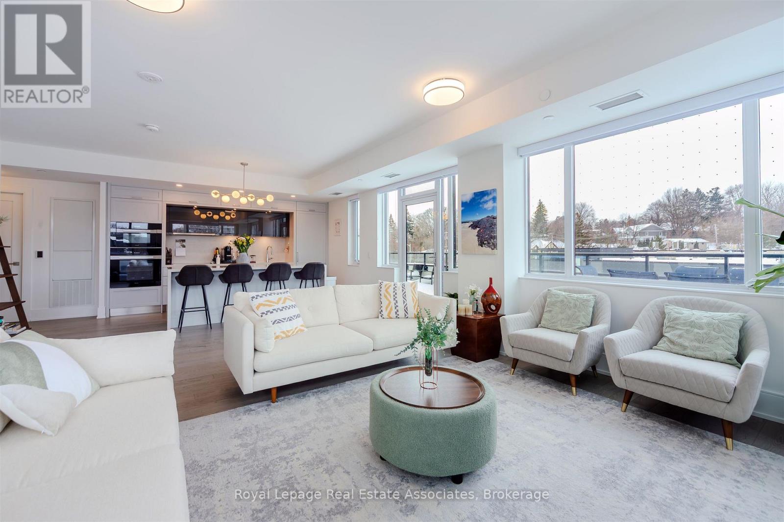 219 - 259 The Kingsway, Toronto, Ontario  M9A 0G2 - Photo 14 - W12822418