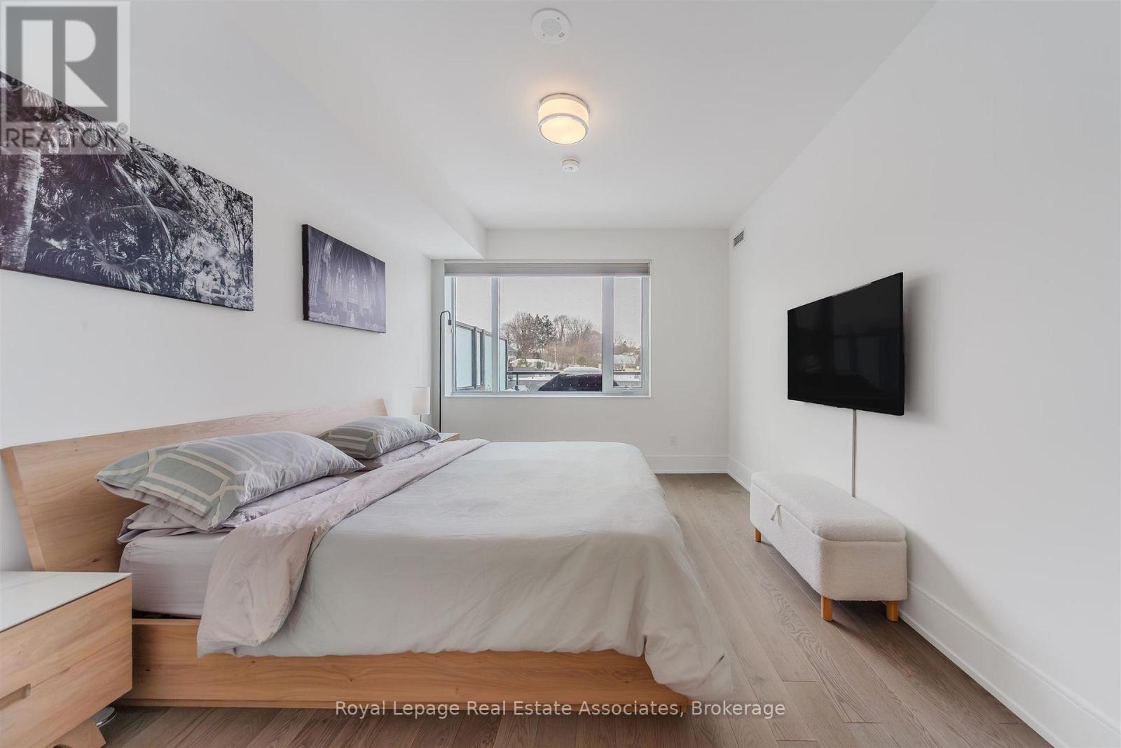 219 - 259 The Kingsway, Toronto, Ontario  M9A 0G2 - Photo 16 - W12822418