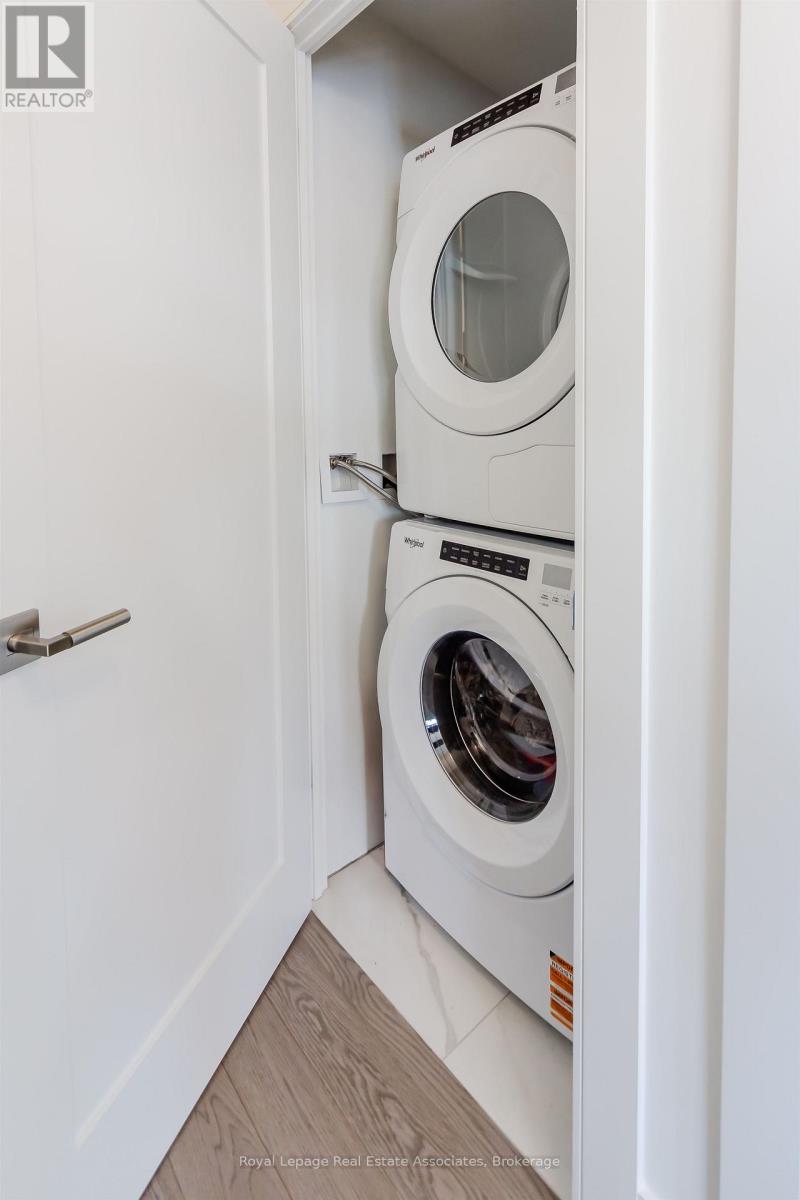 219 - 259 The Kingsway, Toronto, Ontario  M9A 0G2 - Photo 24 - W12822418