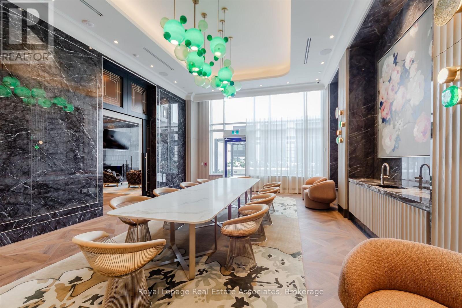 219 - 259 The Kingsway, Toronto, Ontario  M9A 0G2 - Photo 34 - W12822418