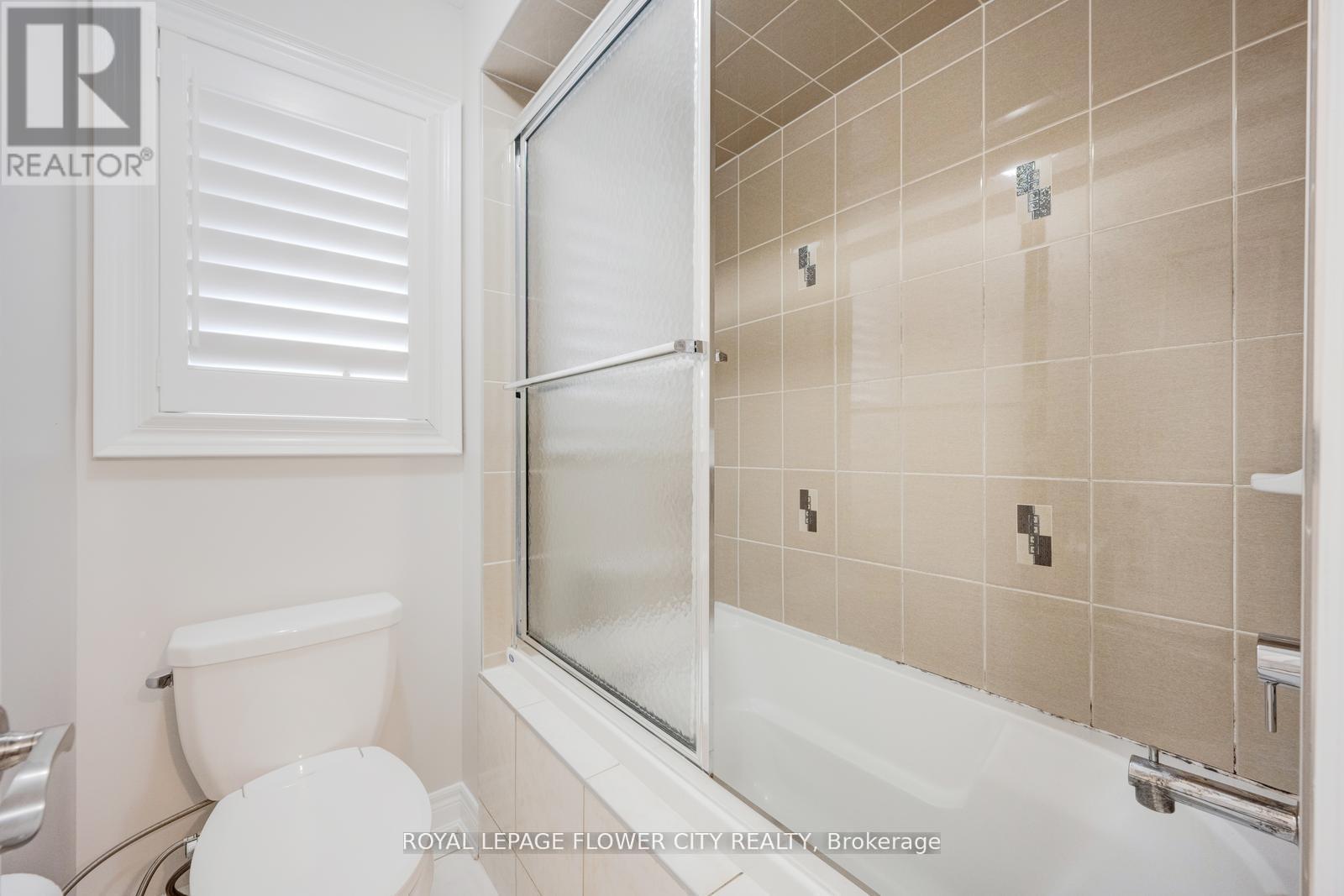 6 Villadowns Trail, Brampton, Ontario  L6R 3V5 - Photo 37 - W12822462