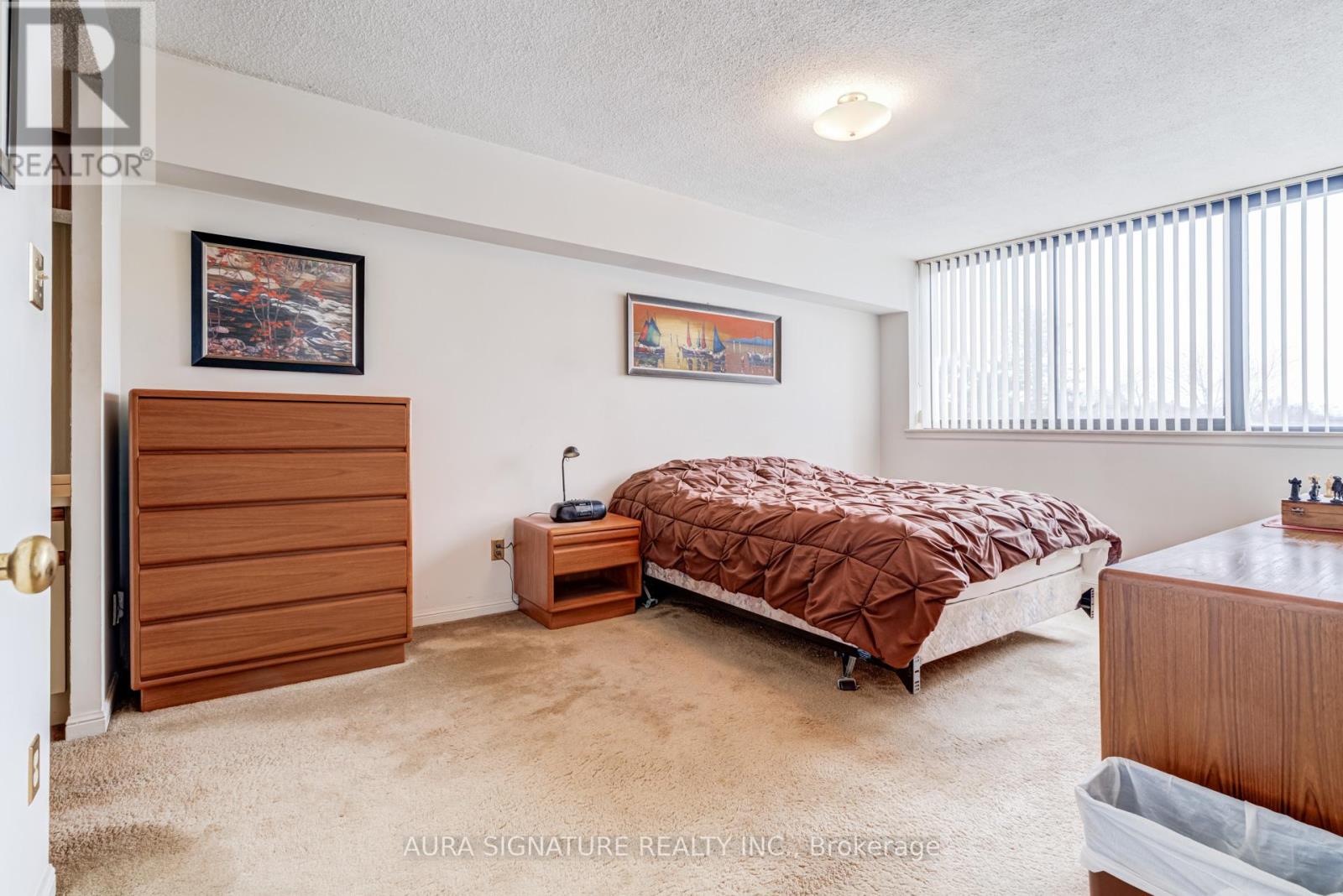 203 - 40 Richview Road, Toronto, Ontario  M9A 5C1 - Photo 17 - W12822512