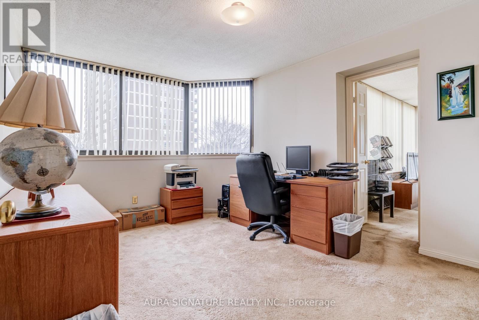 203 - 40 Richview Road, Toronto, Ontario  M9A 5C1 - Photo 24 - W12822512