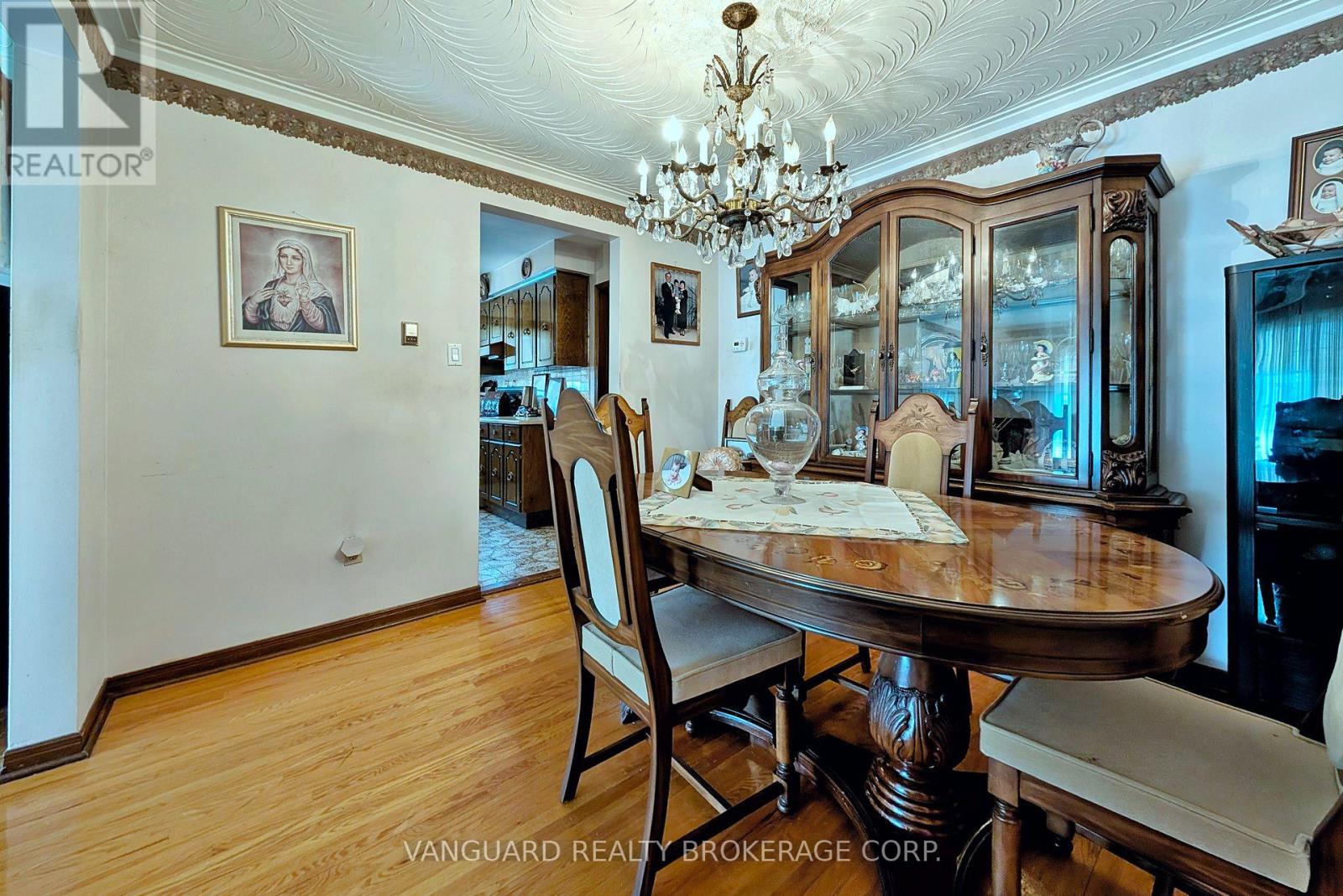 92 Skelton Boulevard, Brampton, Ontario  L6V 2P6 - Photo 13 - W12822514