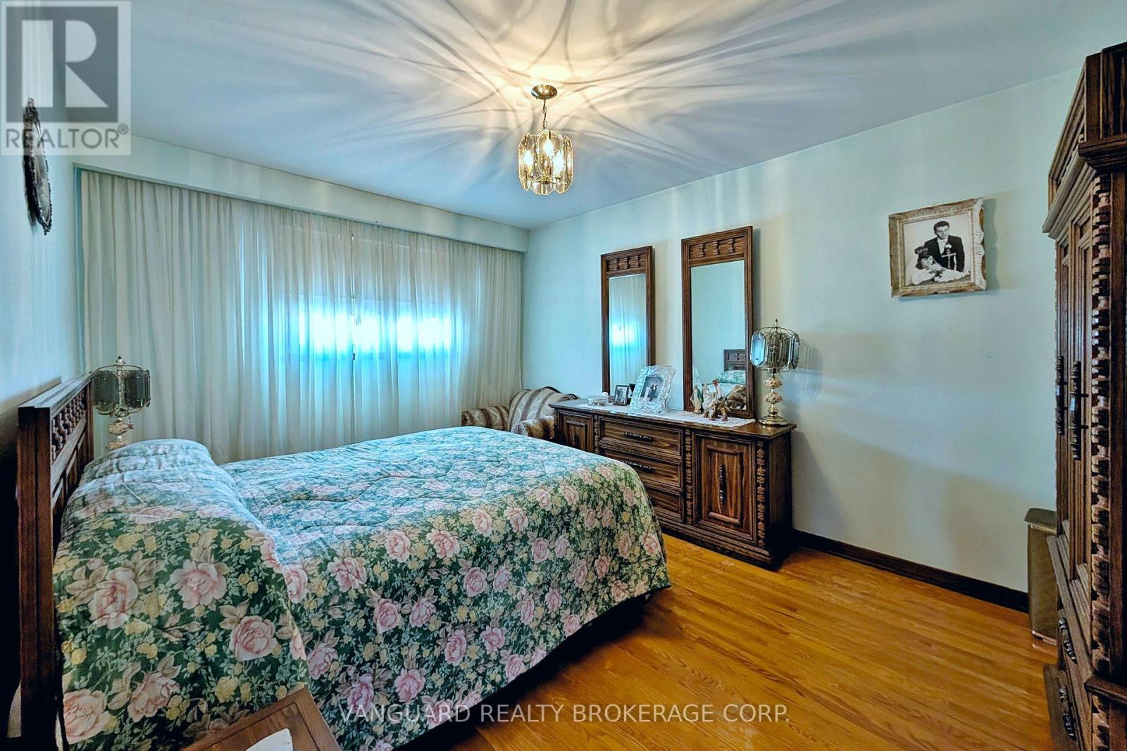 92 Skelton Boulevard, Brampton, Ontario  L6V 2P6 - Photo 22 - W12822514