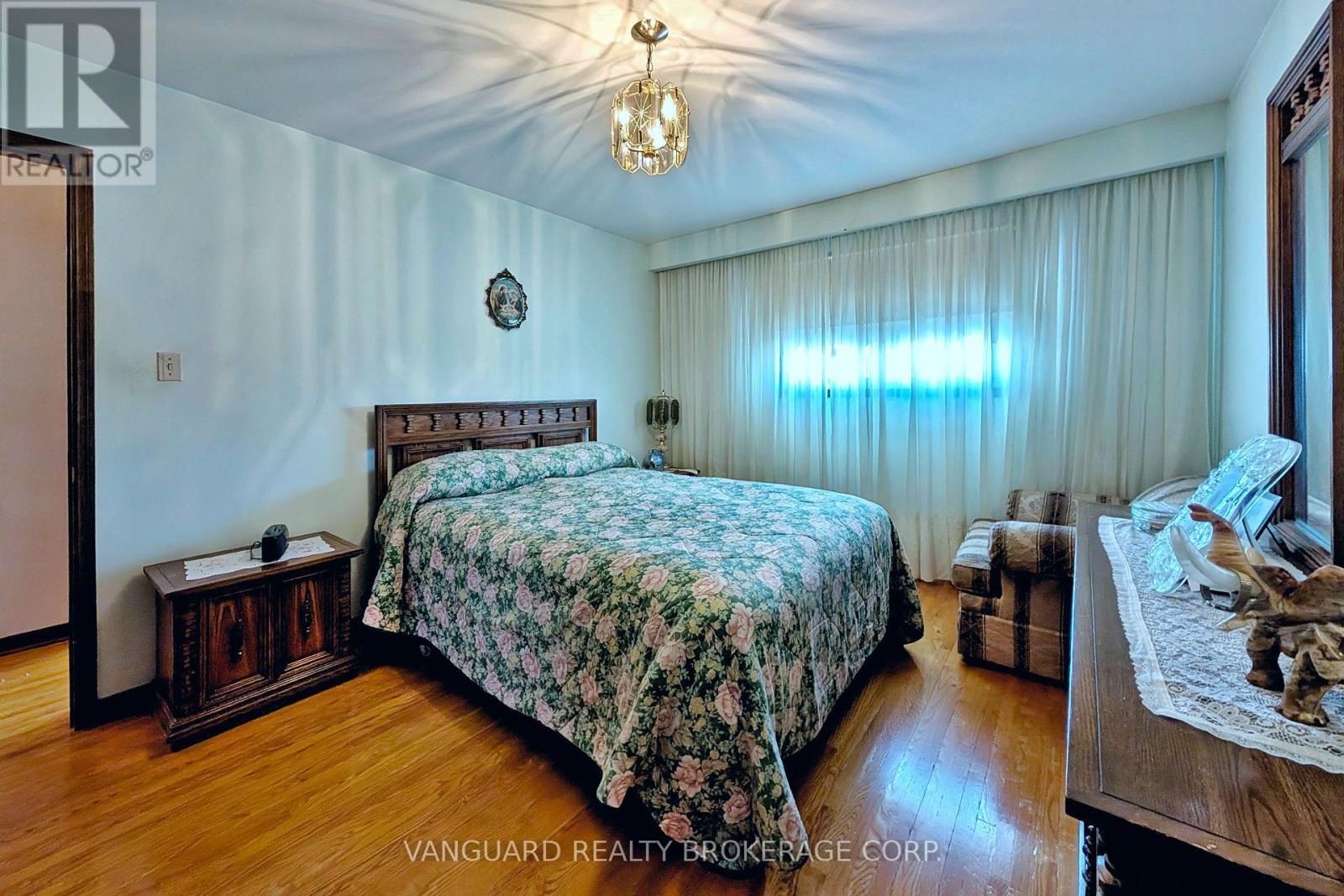 92 Skelton Boulevard, Brampton, Ontario  L6V 2P6 - Photo 23 - W12822514