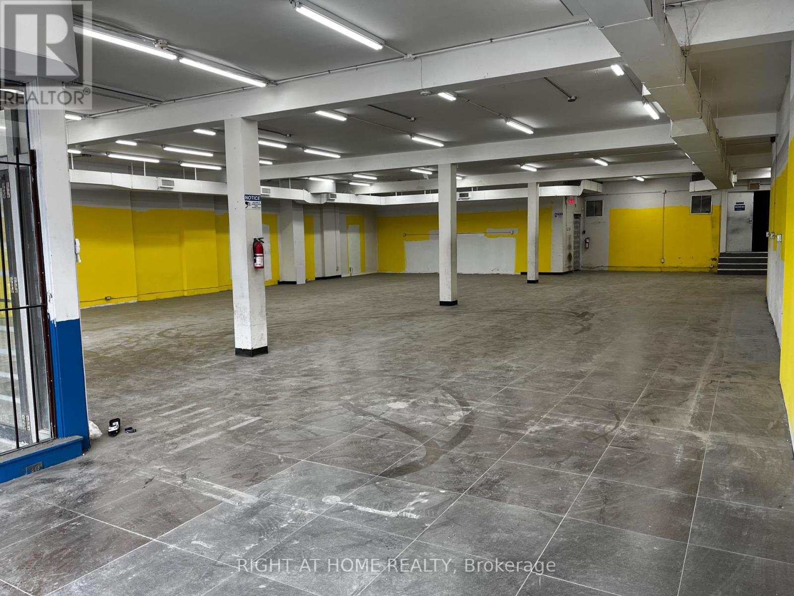 288 College Street, Toronto, Ontario  M5T 1R9 - Photo 4 - C12752092