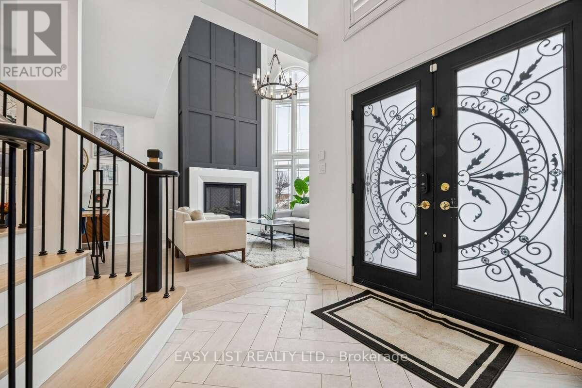 6 DEVONRIDGE CRESCENT, Toronto, Ontario