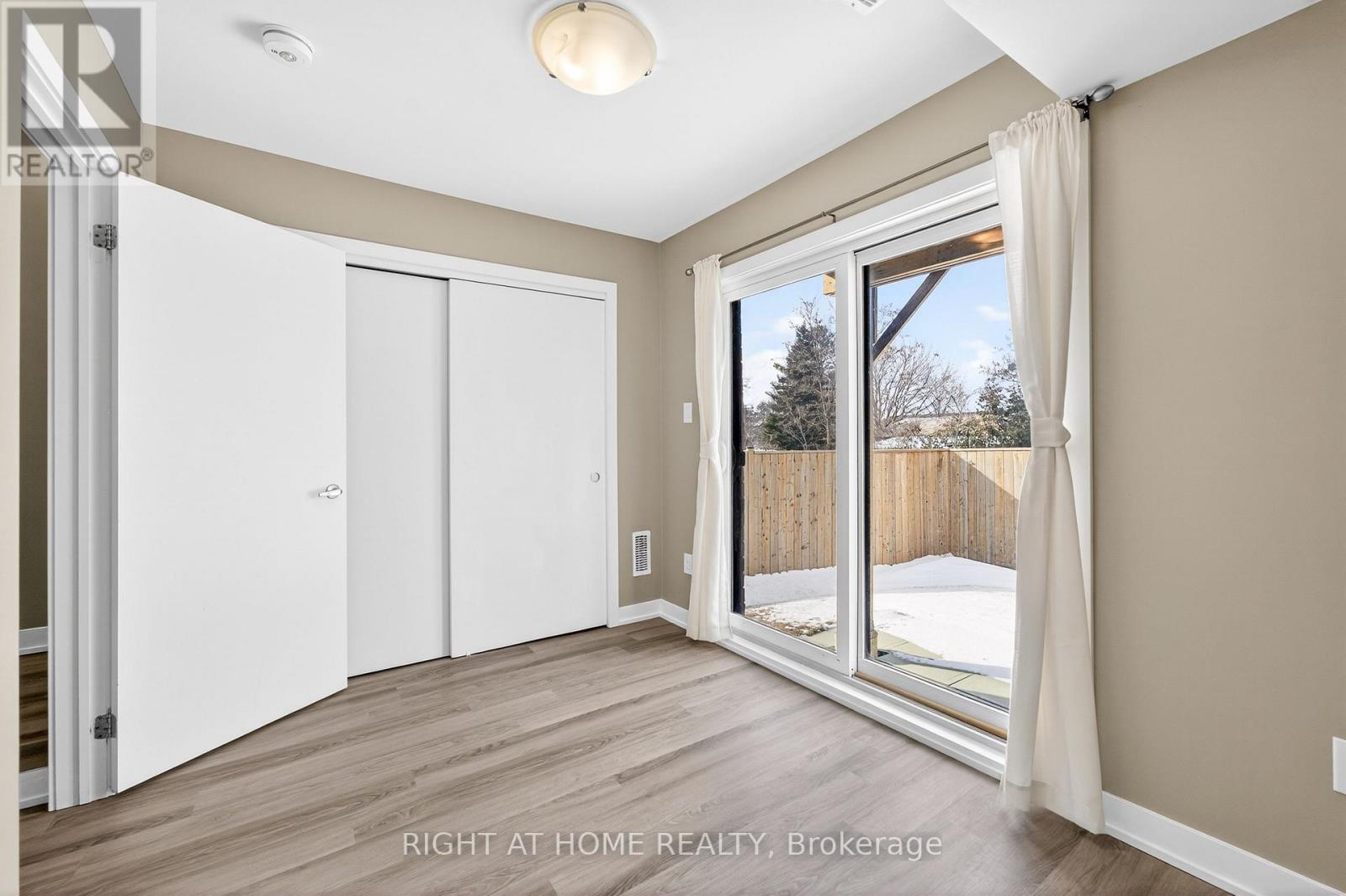 48 Markle Crescent, Hamilton, Ontario  L9G 0H3 - Photo 40 - X12822364