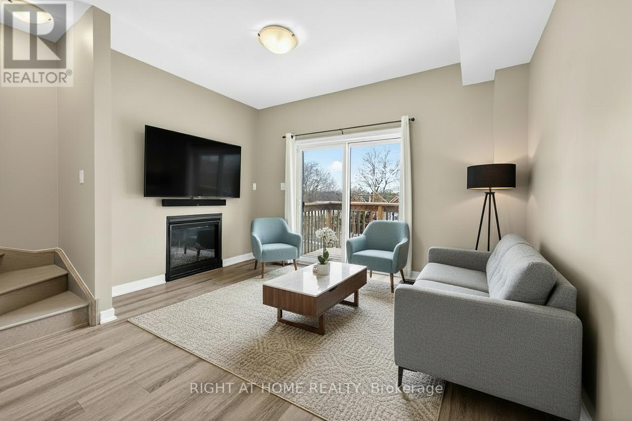 48 Markle Crescent, Hamilton, Ontario  L9G 0H3 - Photo 5 - X12822364