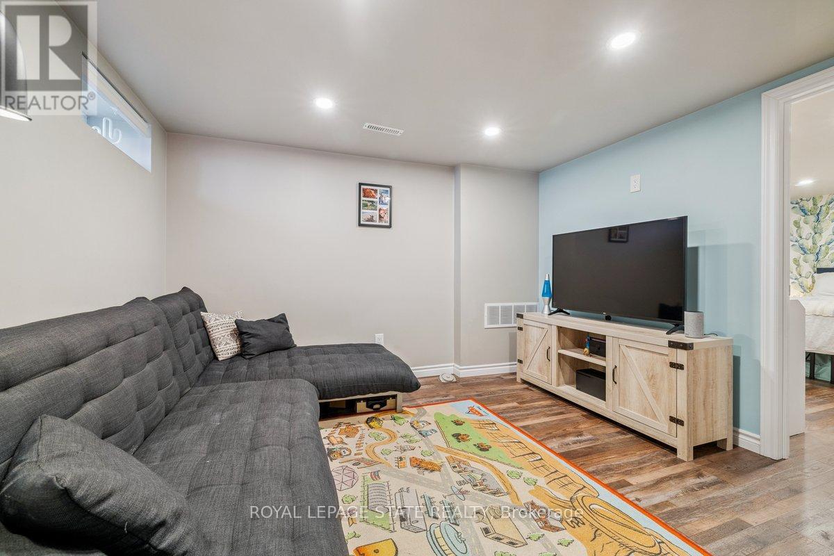 41 Baldwin Street, Hamilton, Ontario  L9H 1A7 - Photo 24 - X12822446