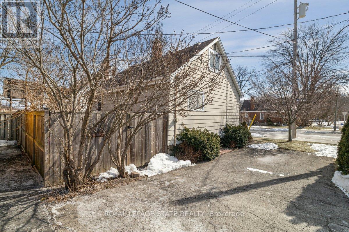 41 Baldwin Street, Hamilton, Ontario  L9H 1A7 - Photo 29 - X12822446