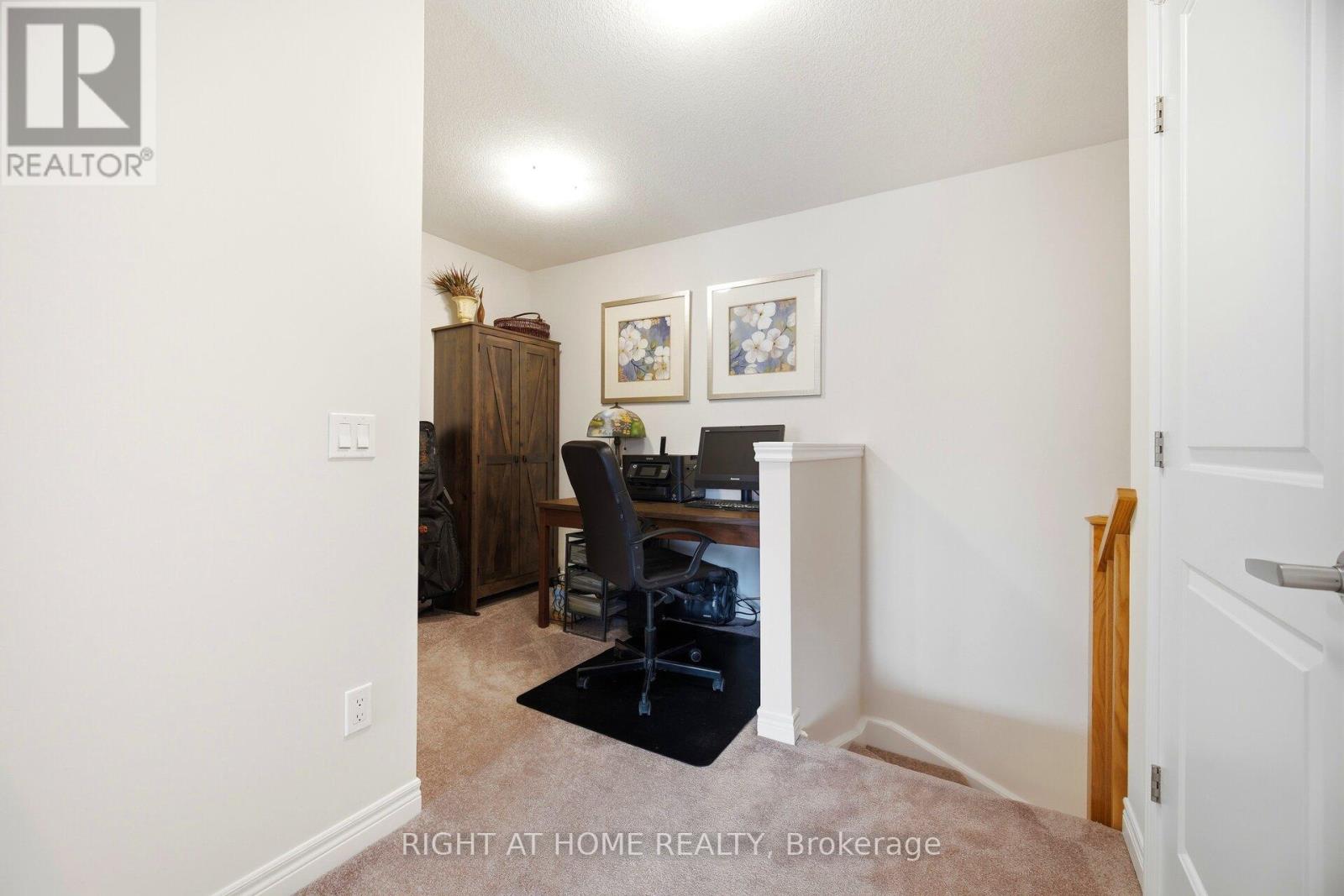 61 - 19 Picardy Drive, Hamilton, Ontario  L8J 2T7 - Photo 23 - X12822448