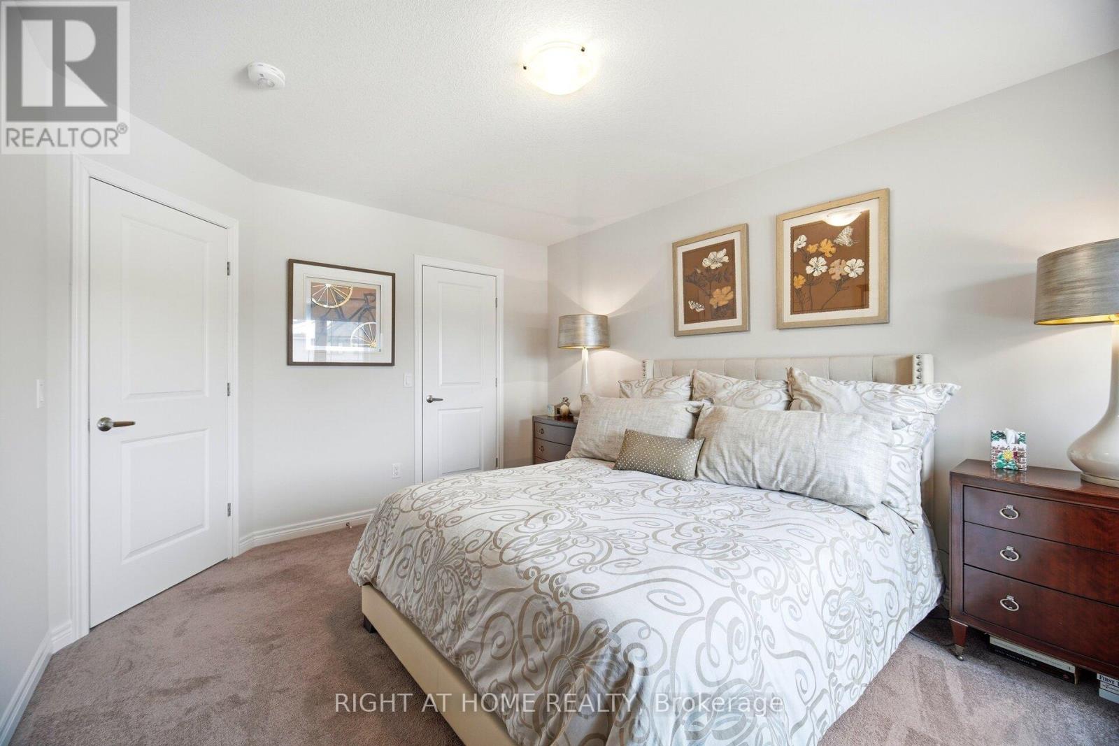 61 - 19 Picardy Drive, Hamilton, Ontario  L8J 2T7 - Photo 28 - X12822448