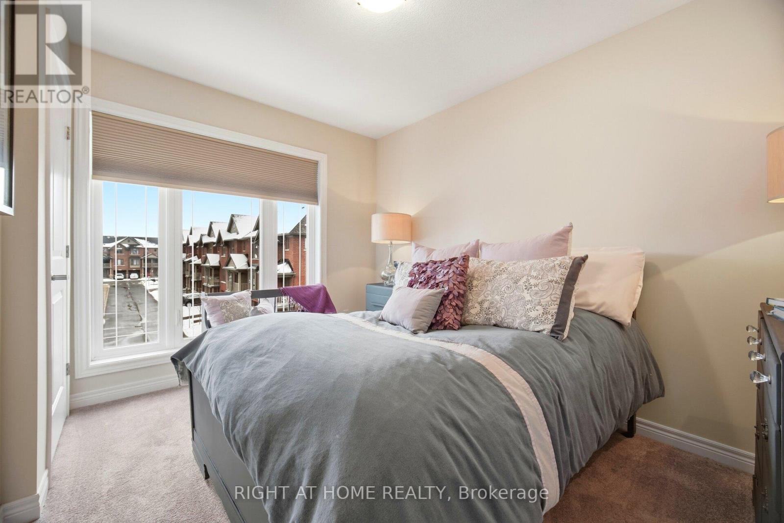 61 - 19 Picardy Drive, Hamilton, Ontario  L8J 2T7 - Photo 30 - X12822448