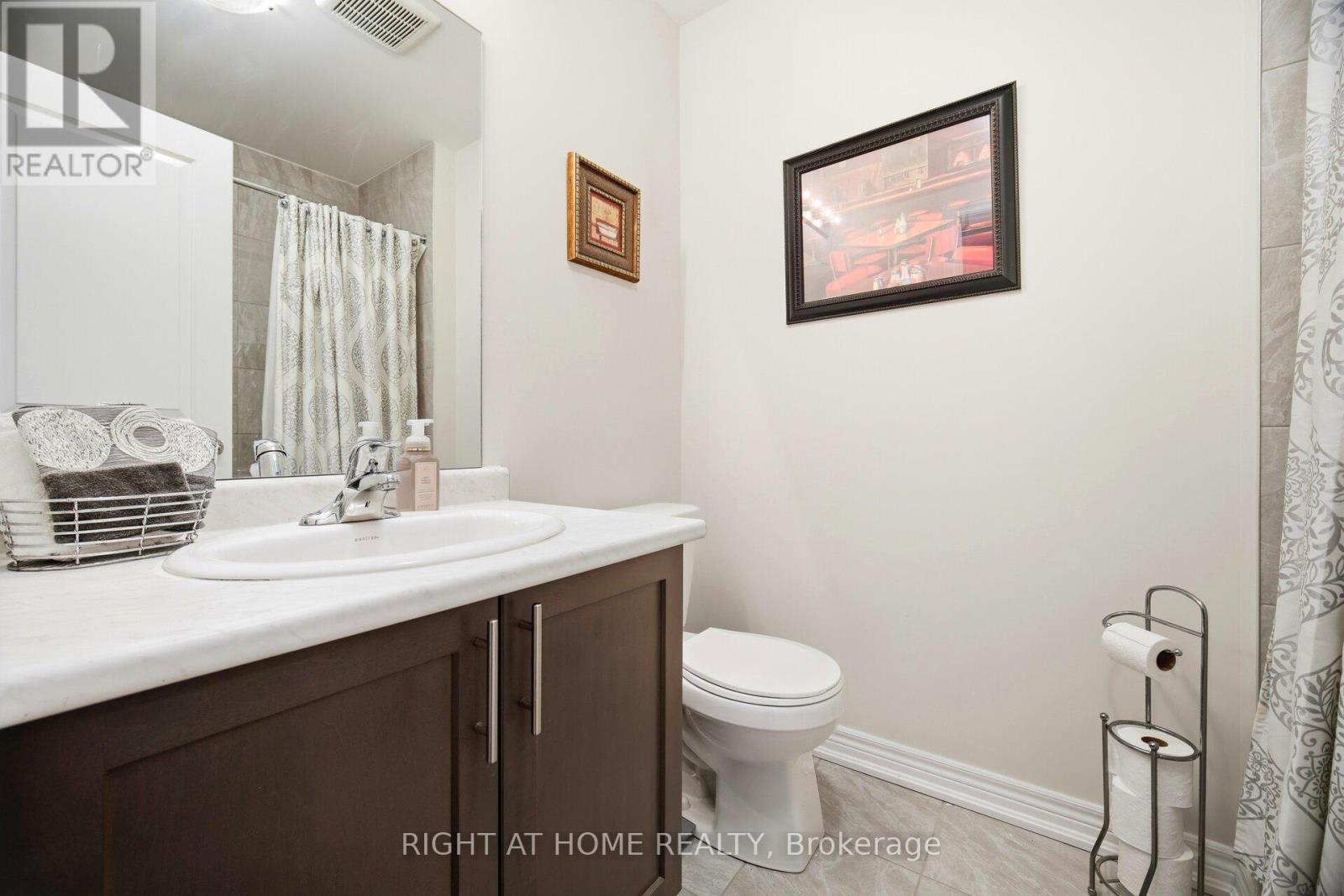 61 - 19 Picardy Drive, Hamilton, Ontario  L8J 2T7 - Photo 32 - X12822448