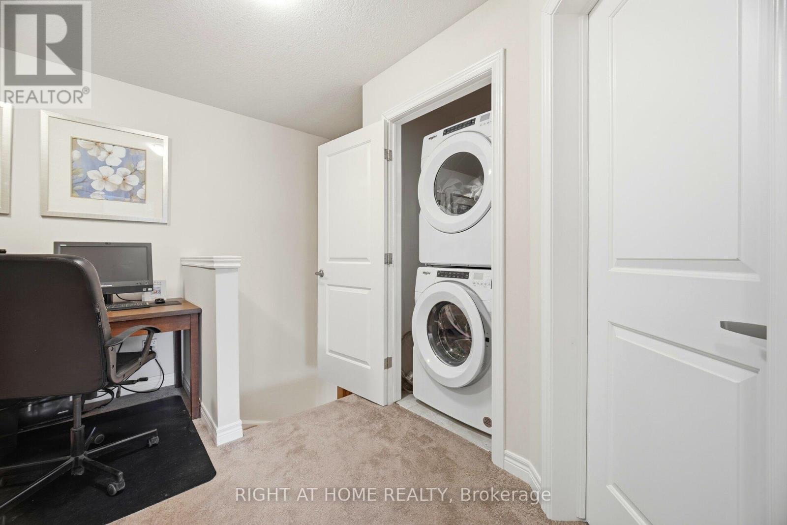 61 - 19 Picardy Drive, Hamilton, Ontario  L8J 2T7 - Photo 34 - X12822448