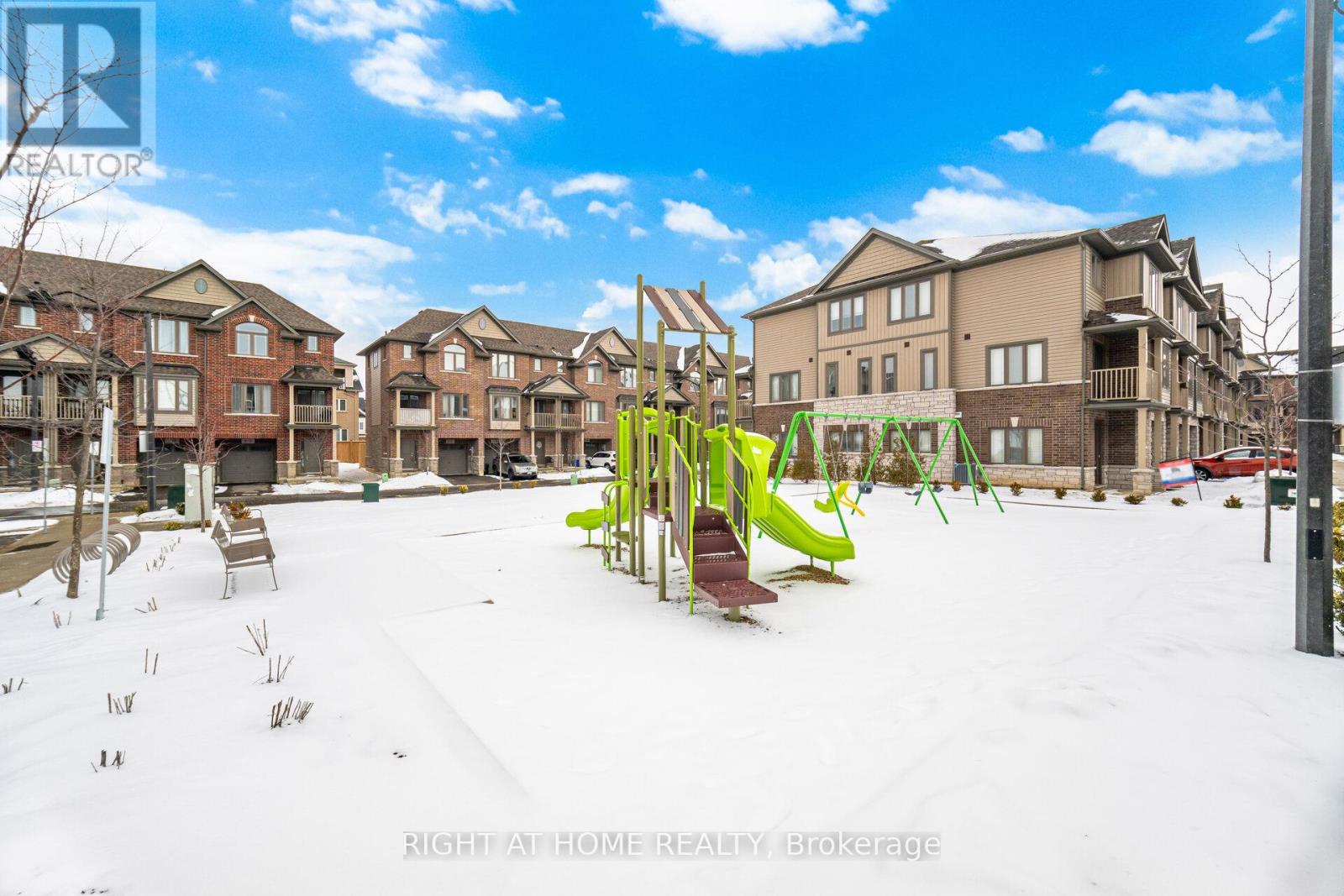 61 - 19 Picardy Drive, Hamilton, Ontario  L8J 2T7 - Photo 40 - X12822448