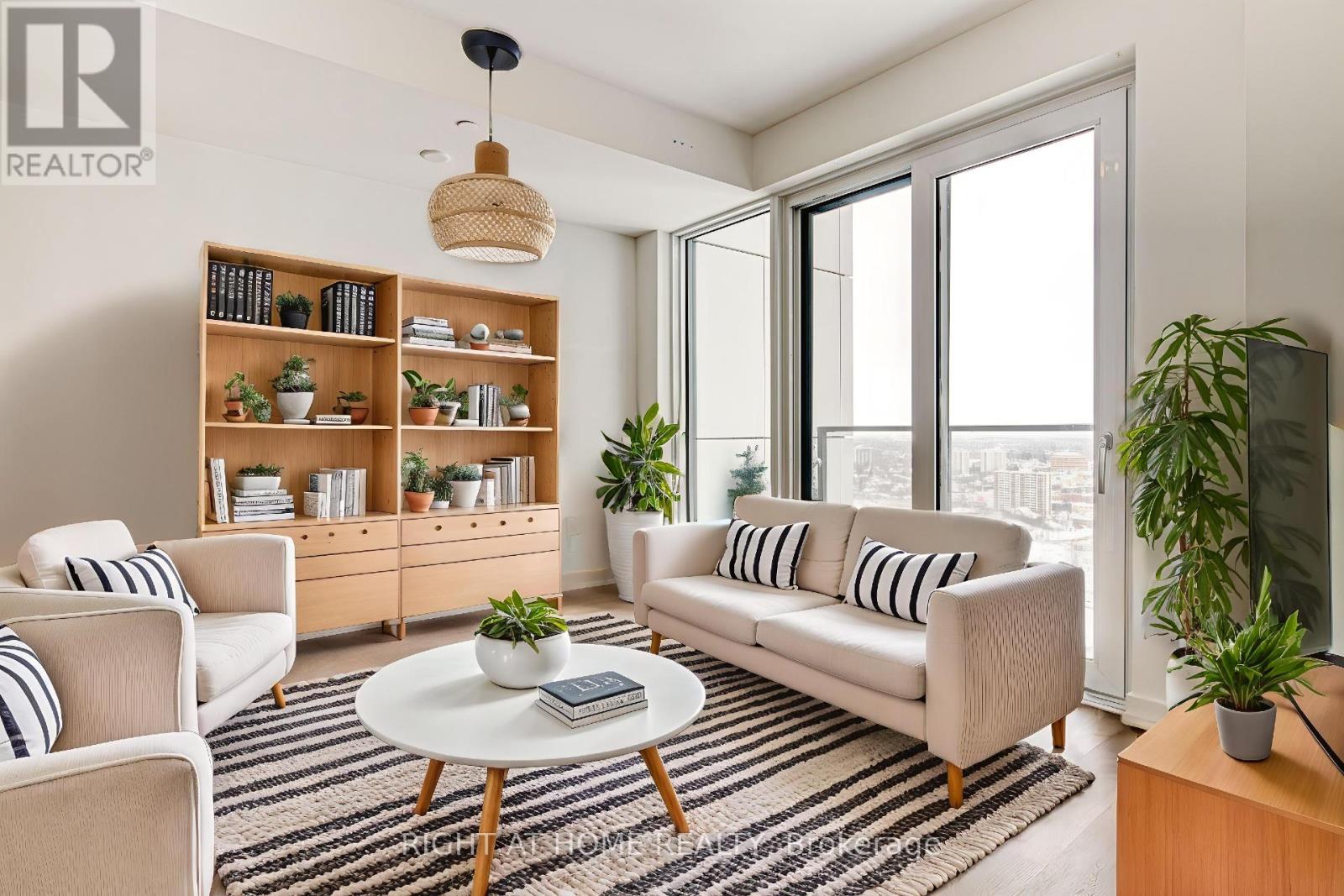 2905 - 15 Wellington Street S, Kitchener, Ontario  N2G 0E4 - Photo 13 - X12822450