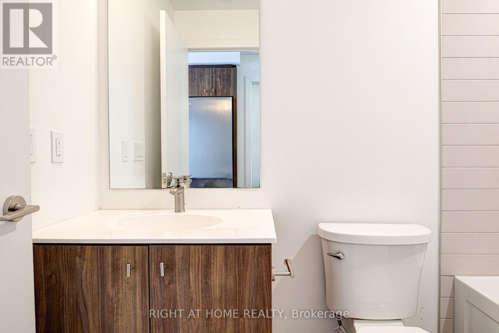 2905 - 15 Wellington Street S, Kitchener, Ontario  N2G 0E4 - Photo 31 - X12822450